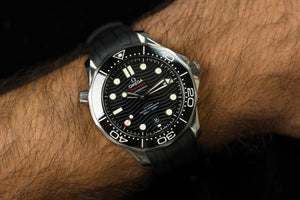 Omega Seamaster Professional 300M Black Wave 210.32.42.20.01.001 2023