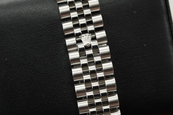 2005 Rolex Datejust 36mm 116234 "Blue Roman Anniversary Dial" - Image 2